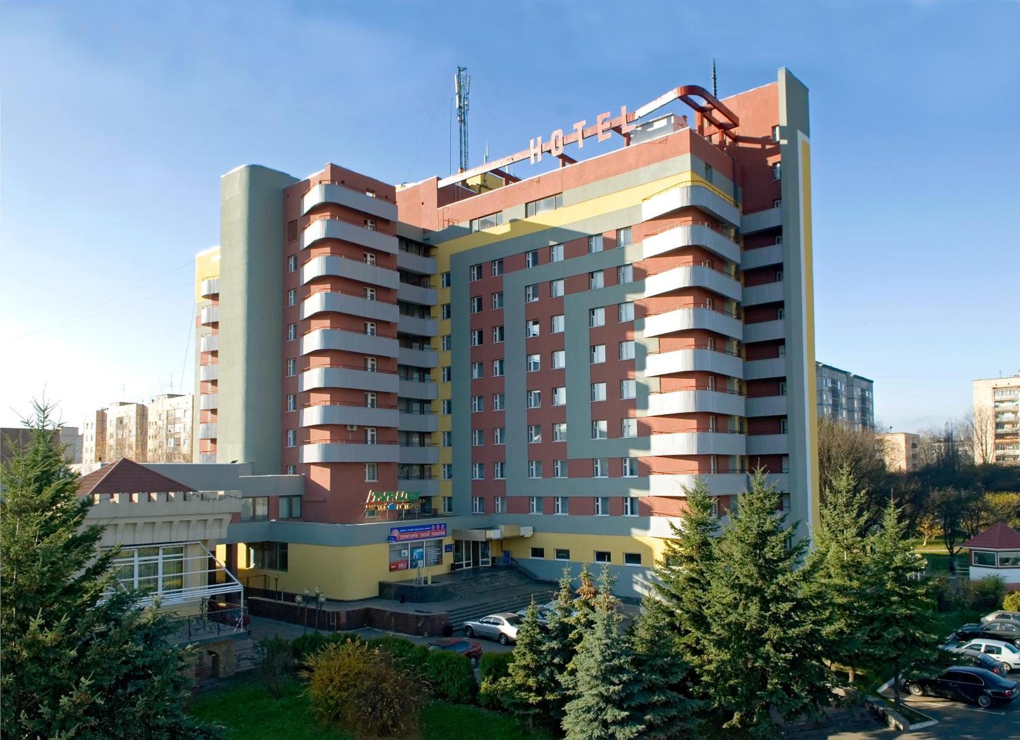 Hotel Tourist Riwne Exterior foto